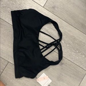 Brand new Victoria secret sports bra